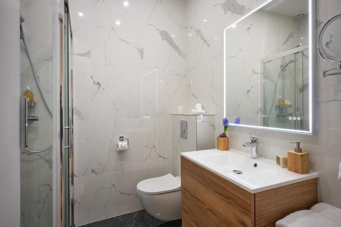 Sunlight Properties - Daffia - Beautifully Renovated Studio, City Pad In Central Nice Bagian luar foto